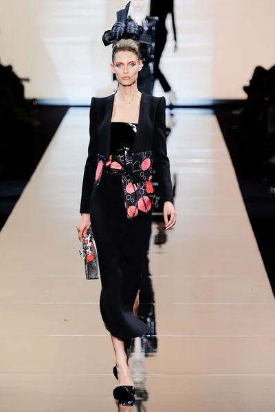 Look 7